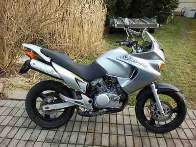 2002 Honda xl 125 varadero V-ka 2 cyl 15KM rasowy duzy enduro na kat B