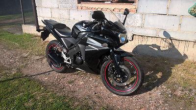 Honda CBR 125 R 2012r ks serwisowe zarejestrowana kat B / nsr rs 250 tzr yzf