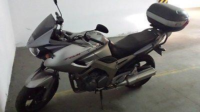 Motocykl Yamaha TDM 900 rok 2002