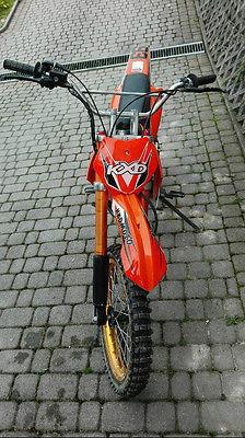 motocykl KXD608