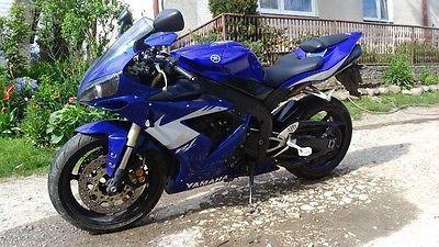 2004 Yamaha YZF-R