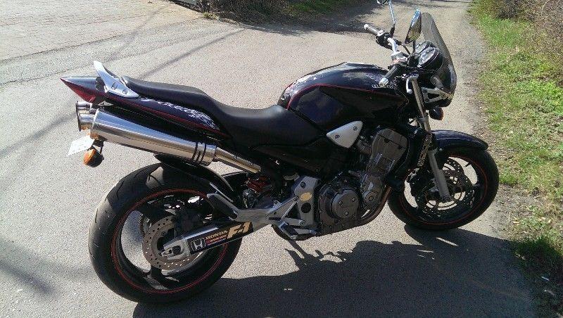 2004 Honda CB