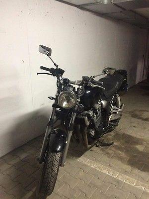 Yamaha XJR 1300