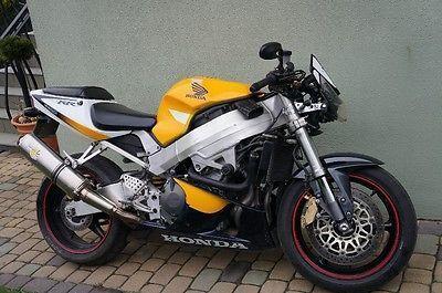 2001 Honda CBR 929