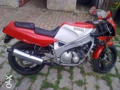 Yamaha FZR 600