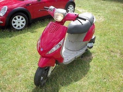 SKUTER PIAGGIO ZIP 4T 2008