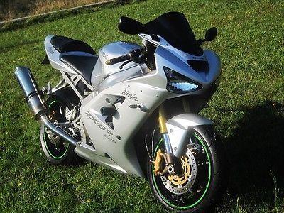 Kawasaki Ninja ZX 6R NINJA 636 * 2004