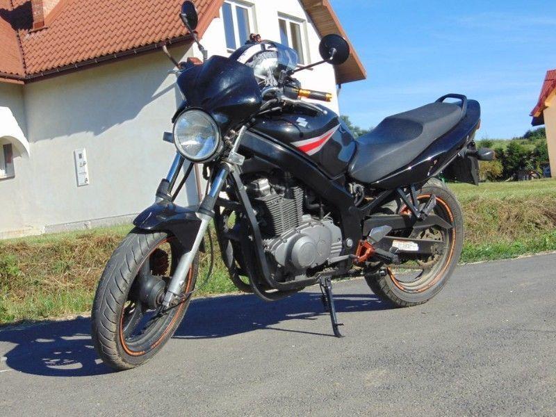 2004 Suzuki GS