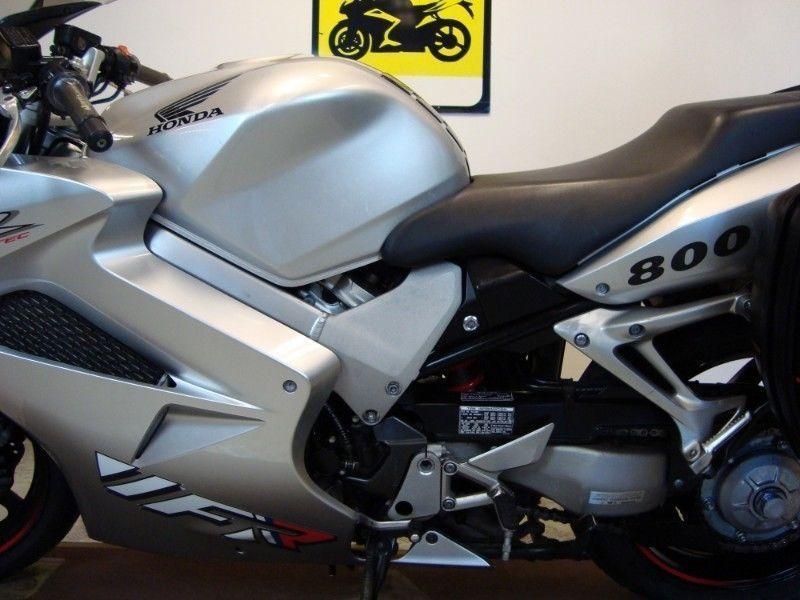 Honda VFR 800 VFR800 VTEC RATY!!!