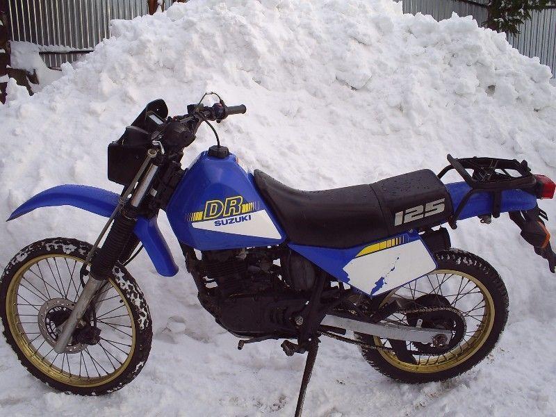 Suzuki DR 125