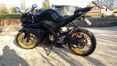 Yamaha YZF R125