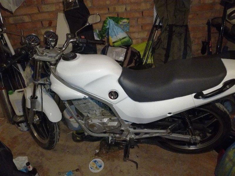 Hyosung 125