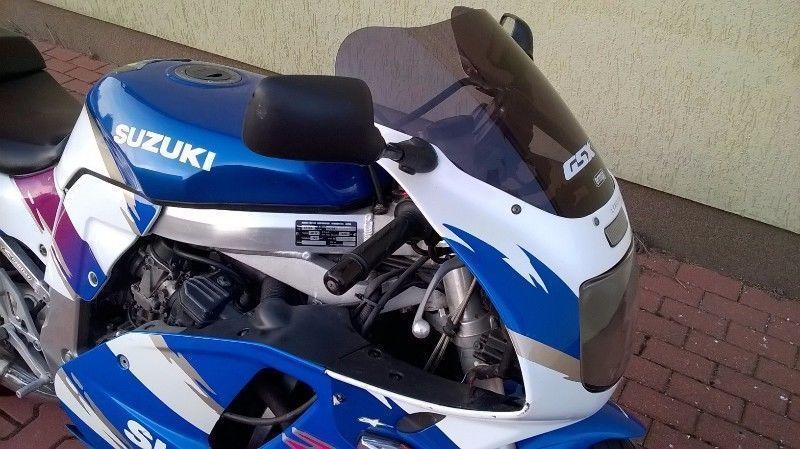 Suzuki GSX-R 750 II GR7BB nie srad