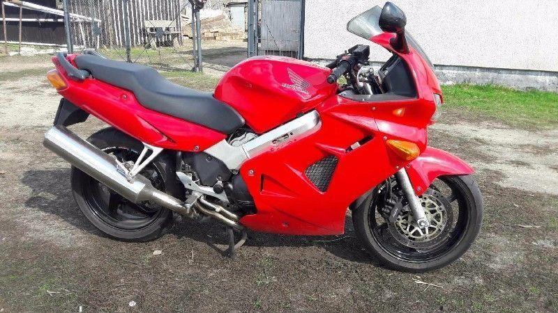 1999 Honda vfr 800