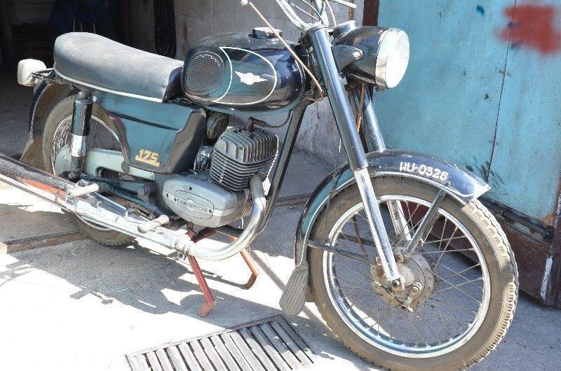 Motocykl WSK 175