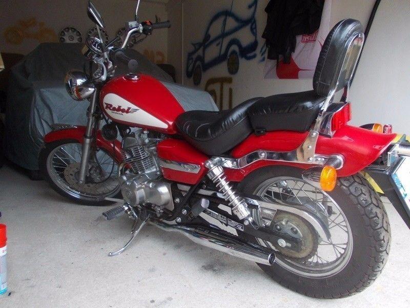 Honda Rebel 125 stan jak NOWA przebieg 9500km zarejestrowana 1wł na kat B