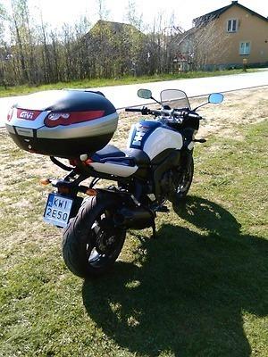 Sprzedam motocykl marki Yamaha fazer 1000