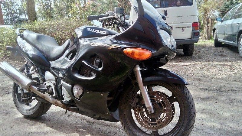 Suzuki GSX 750 jajko 1999 zarejestrowany