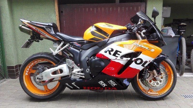 Honda CBR 1000RR SC57 2005 Repsol