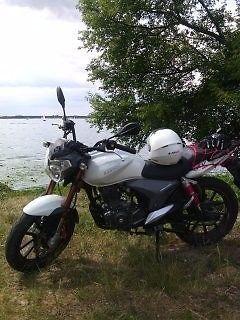 Motocykl Keeway RKV 125