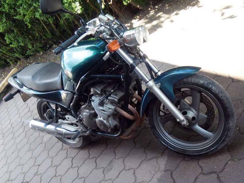 **Yamaha 600cm **XJ600**Diversion /