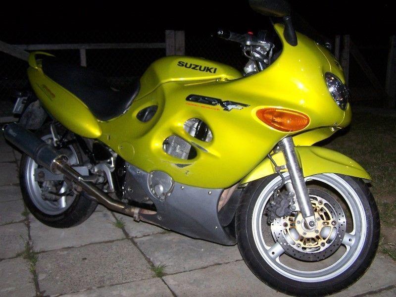 Suzuki GSX 600F Oryginal