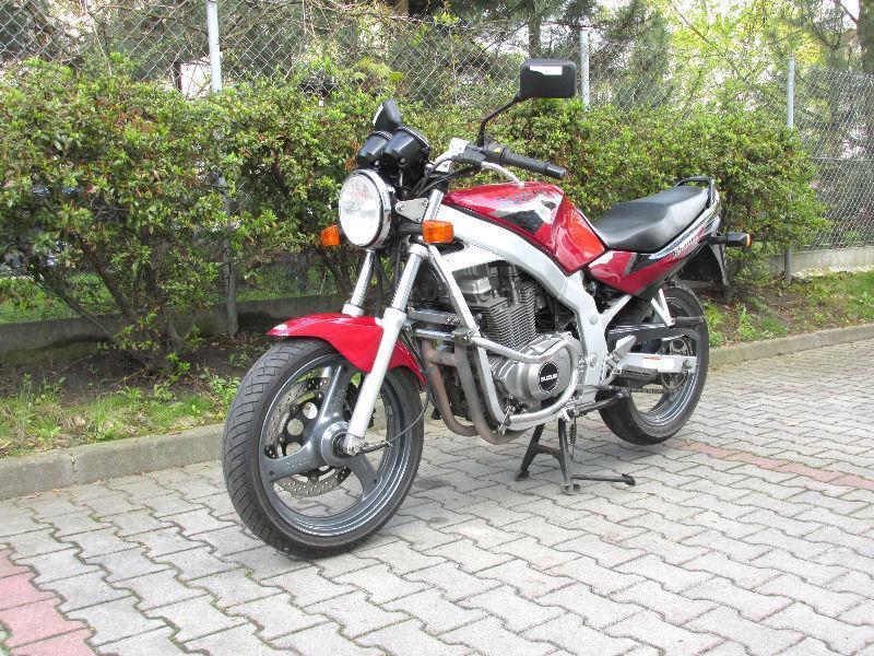 1998 Suzuki GS 500 . Polecem NAJLEPSZY