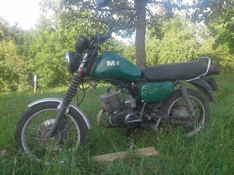 MZ ETZ 150 do remontu