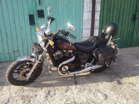 Honda VT 700 Shadow