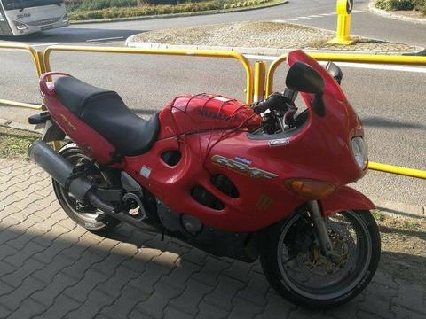 Suzuki GSX 600 F