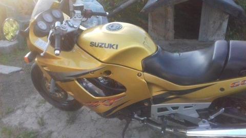Suzuki gsx