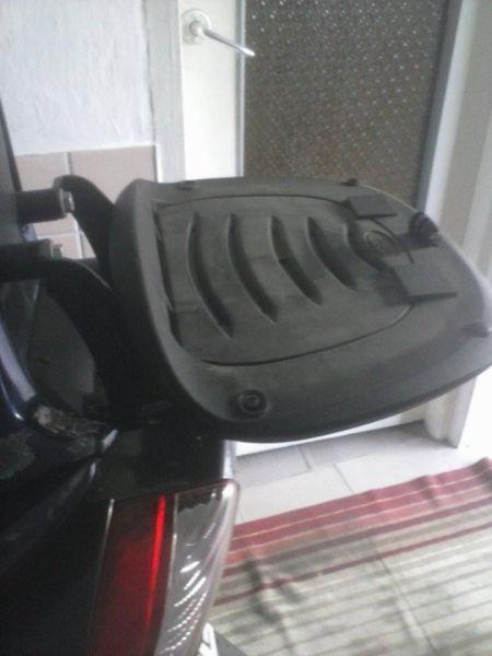 suzuki burgman 400 k 3k 4k 5 bagażnik
