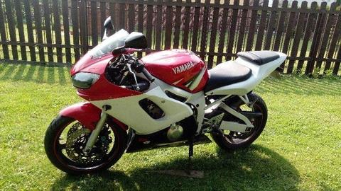 2002 Yamaha YZF R6 poj 600