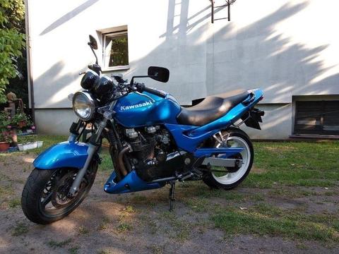 Kawasaki zr7