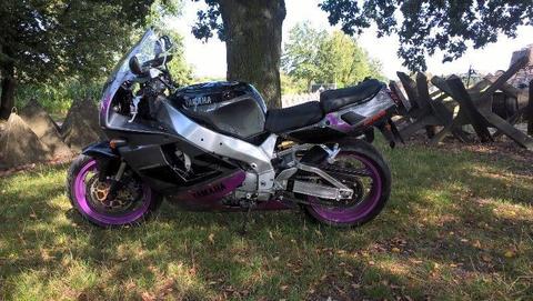 1993 Yamaha YZF super stan