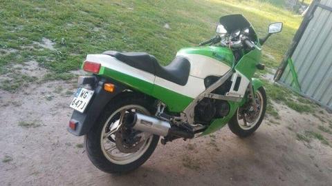 1990 Kawasaki GPZ 600R