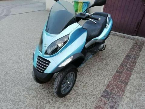 Skuter Piaggio MP3 3 kołowy