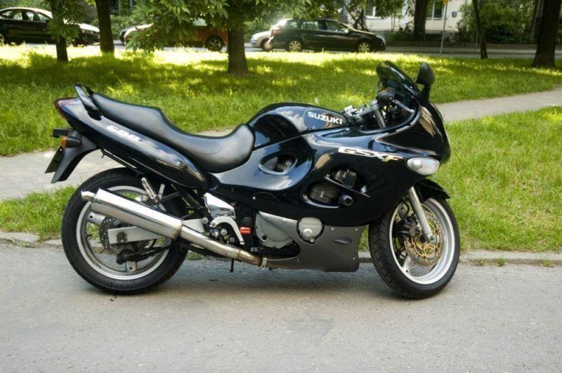 Suzuki gsxf