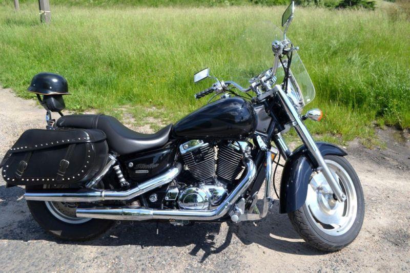 Honda Shadow SABRE 1100 C2 2004R