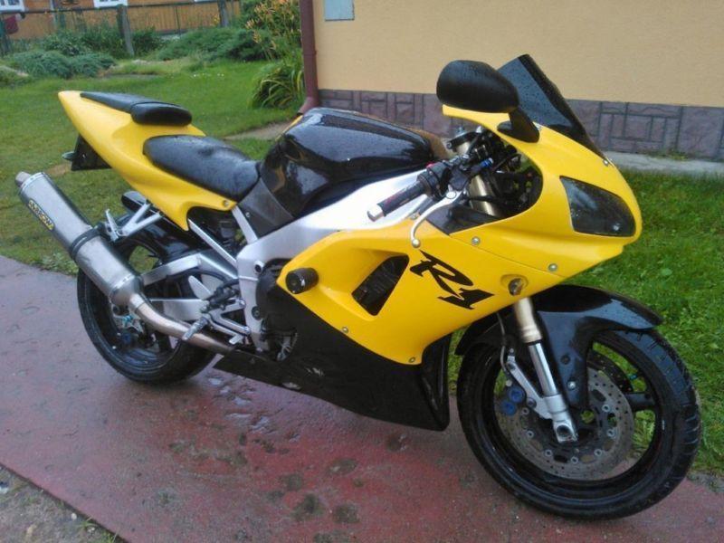 Yamaha r1