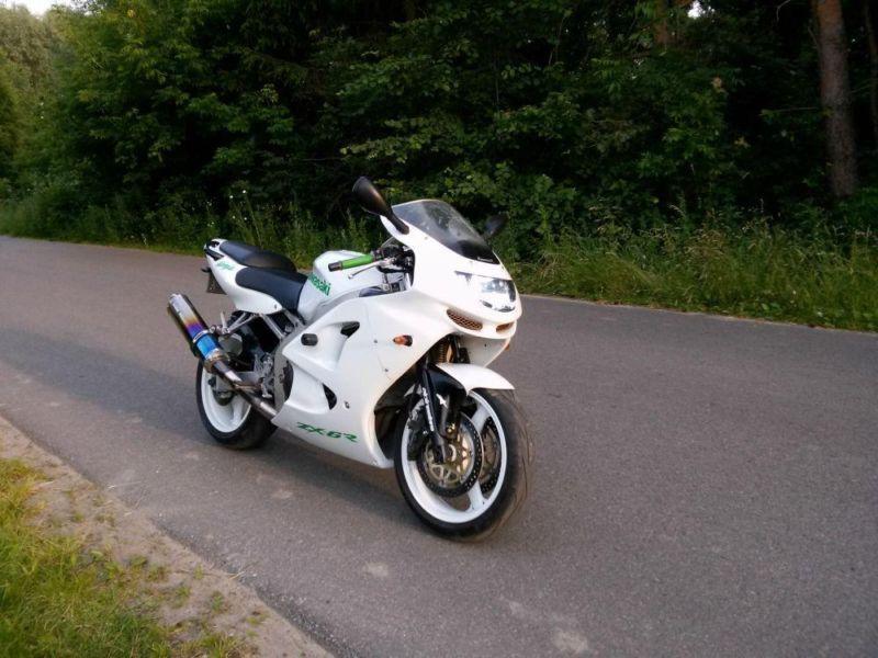 Kawasaki ninja zx6r zx600