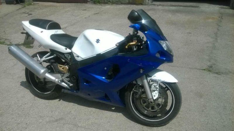 SUZUKI GSX-R 600 2001r