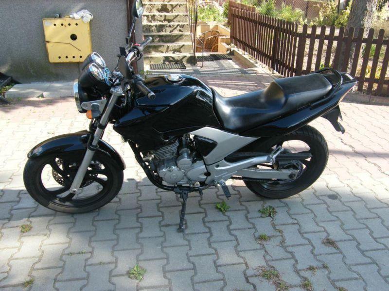 Yamaha YBR 250.