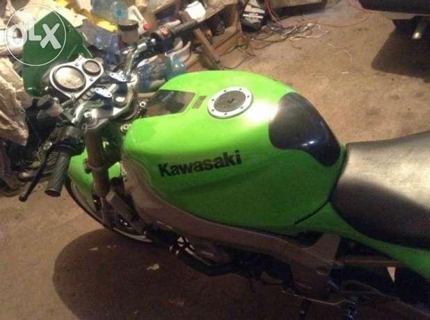 Kawasaki Ninja ZX7R carbon