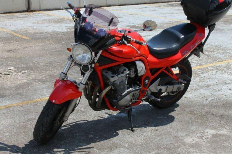 Suzuki Bandit 600N (Kufer,Gmole,Stalowy oplot)