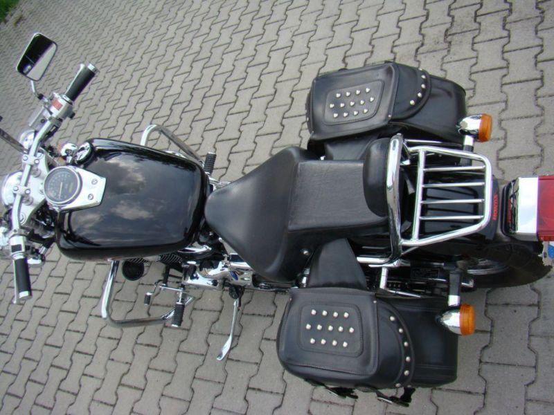 Honda Shadow spirit VT 750 rok 2002