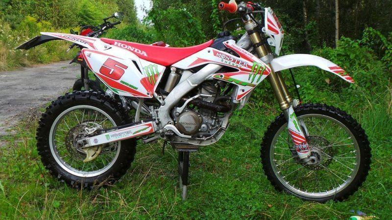 Honda CRF250X 2006 lepsza niż Yamaha WR250F