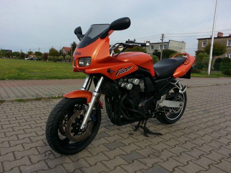 Yamaha FZS600 Fazer